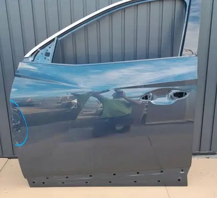Hyundai Tucson IV NX4 Front door
