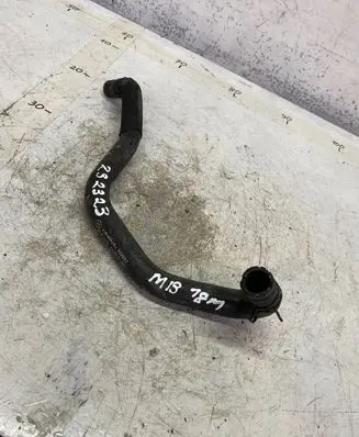 Mercedes-Benz CLA C117 X117 W117 Engine coolant pipe/hose
