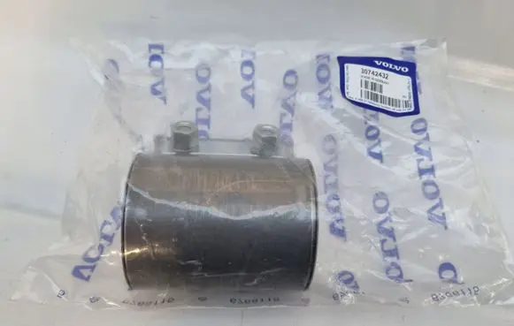Volvo S60 Muffler pipe connector clamp 30742432