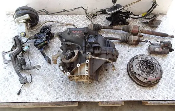 Ford Mondeo MK V Manual 6 speed gearbox DG9R7002KCB 24021509