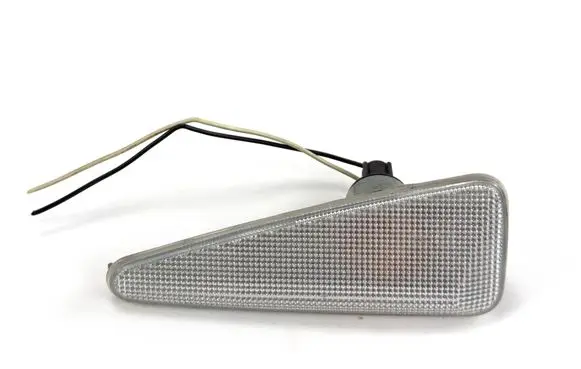 Dacia Sandero Front fender indicator light 8200602765