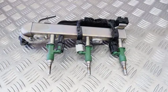 Fuel injectors set
