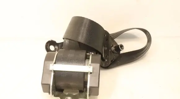 Opel Movano B Front seatbelt 868847135R