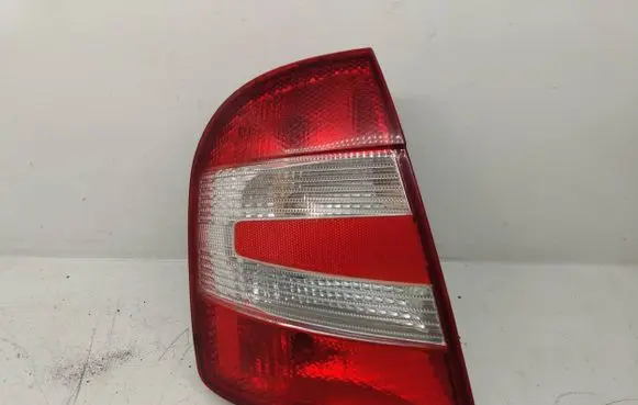 Skoda Fabia Mk1 (6Y) Rear/tail lights 6Y6945111B 16X13A603AB