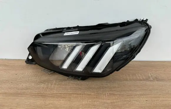 Peugeot 2008 II Headlight/headlamp L90126960