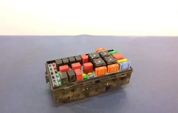 Fiat Punto (199) Fuse box set 51775622