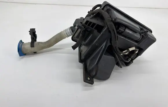 Audi A1 Windshield washer fluid reservoir/tank 6R0955453E