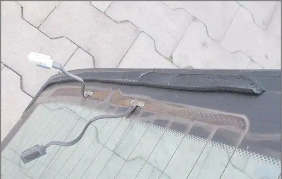 BMW 3 E46 Rear windscreen/windshield window 84324