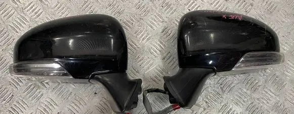 Toyota Prius (XW30) Front door electric wing mirror 022865 ZVW30