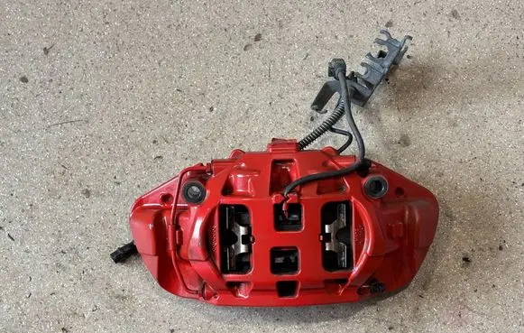 Porsche Cayenne (9Y0 9Y3) Front brake caliper 9Y0615123