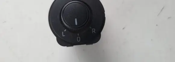 Skoda Octavia Mk3 (5E) Air circulation switch 