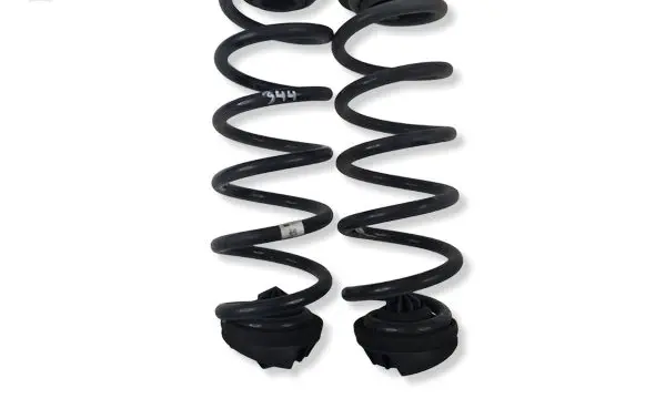 Audi A4 S4 B9 8W Rear coil spring 8W0511115