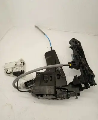 Mercedes-Benz S C217 Front door lock A0997201101
