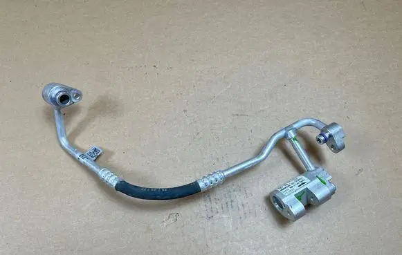 Porsche Taycan 9J1 Air conditioning (A/C) pipe/hose 9J1820741B