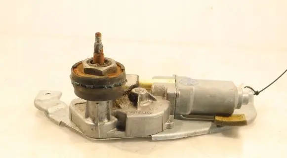 Opel Agila B Rear window wiper motor 881