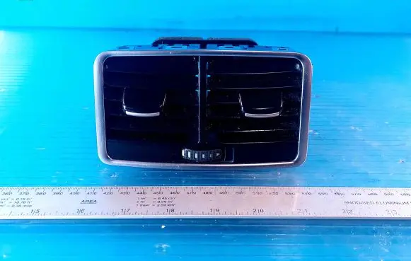 Audi A6 S6 C6 4F Rear air vent grill 4F0819203