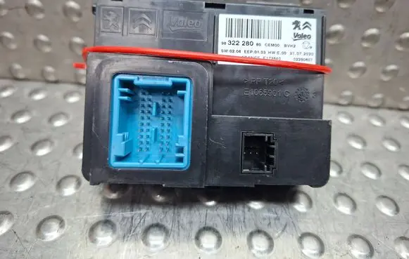 Peugeot 208 I Air conditioner control unit module S26337120 9832228080