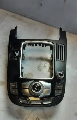 Audi A4 Allroad Other center console (tunnel) element 8T0919611B