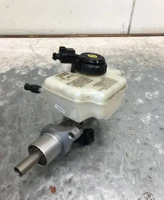 Volkswagen Golf VI Master brake cylinder 1K1611301DBILI 1K1611301D