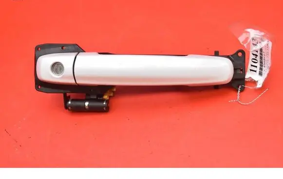 Suzuki Grand Vitara II Front door exterior handle