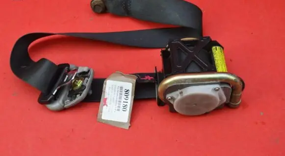 Mitsubishi Lancer Front seatbelt TK-AB2-EN263