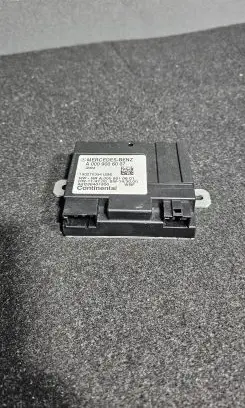 Mercedes-Benz C W205 Fuel injection pump control unit/module A0009006007 HW114700 150070354129E