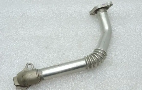 Toyota Avensis T250 EGR valve line/pipe/hose 2561226030