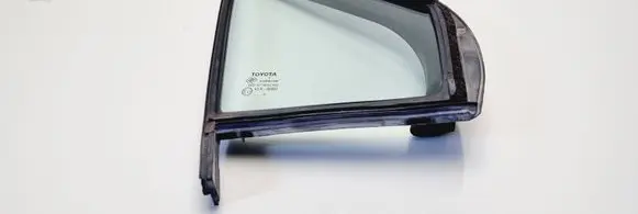 Toyota Yaris Front door vent window glass four-door 682150D050
