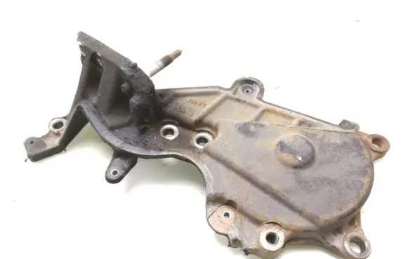 Toyota Corolla E120 E130 Engine mounting bracket 123150G010