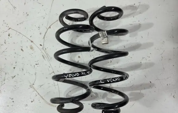 Volvo XC40 Rear coil spring 31658707