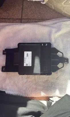 Audi A6 S6 C7 4G Voltage converter/converter module 8K0959663F
