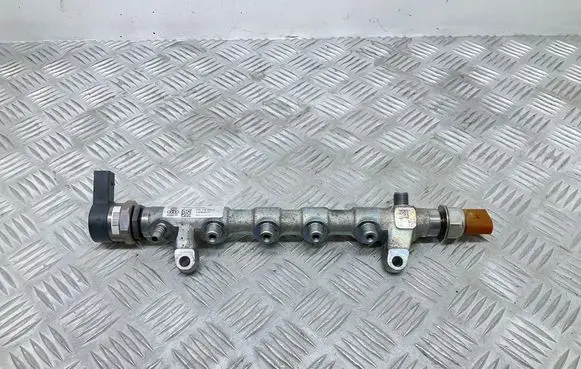 Audi A5 Sportback 8TA Fuel pressure regulator 03L130089Q 057130764AB 03L906051