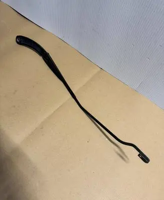 Renault Megane II Front wiper blade arm 8200036912