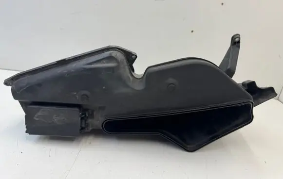 Mercedes-Benz S AMG W221 Cabin air micro filter frame (part) A2218300044