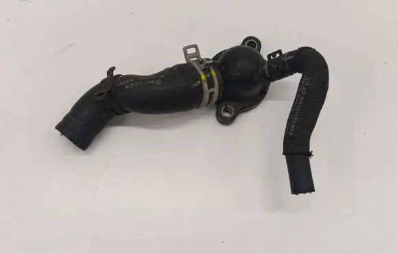 Volkswagen PASSAT B8 Engine coolant pipe/hose 5Q0122157AJ