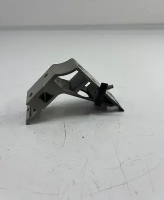 Jaguar F-Pace Headlight/headlamp mounting bracket 