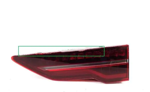 Tailgate rear/tail lights