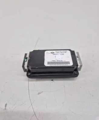 Land Rover Range Rover Velar USB control unit FW9319010AB