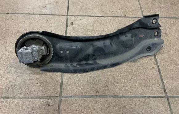 Mercedes-Benz GLA W156 Rear upper control arm/wishbone A2423500400