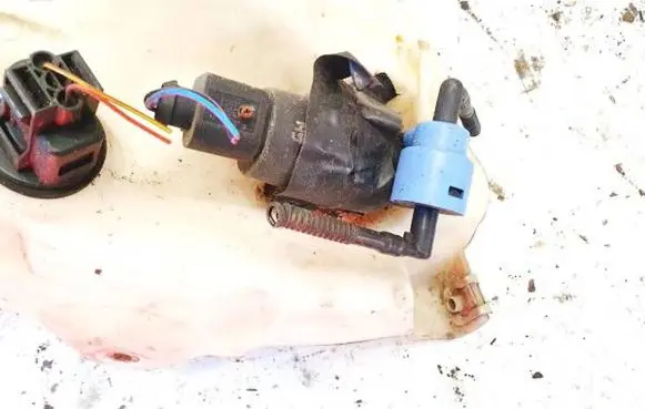 Audi A4 S4 B7 8E 8H Windscreen/windshield washer pump 20190805 26259
