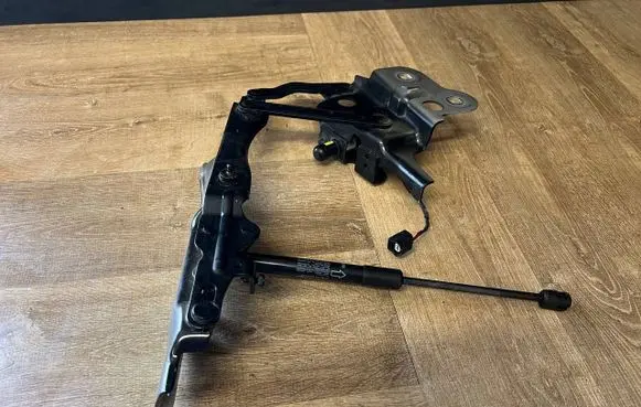 Jaguar E-Pace Engine bonnet/hood hinges J9C3-16800-AC J9C316800AC J9C3-16800