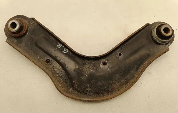 Chrysler Pacifica Rear control arm 68235367A 367AC