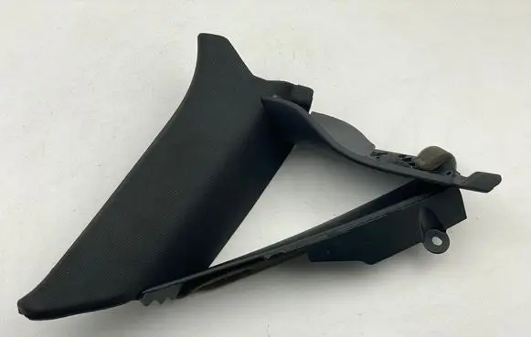 (C) pillar trim