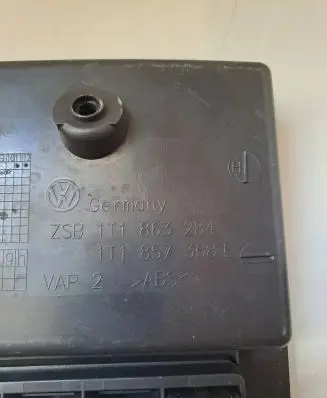 Volkswagen Touran I Glove box 1T1863284 1T1857368E