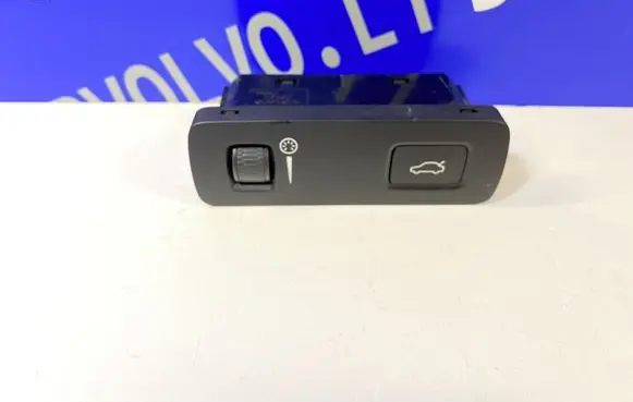 Volvo XC90 Tailgate/boot open switch button 31376510 31443873