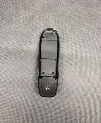 Mercedes-Benz CLS C219 Phone B67875846