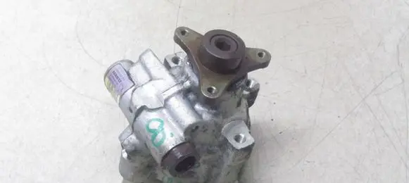 Renault Trafic II (X83) Power steering pump 8200024738