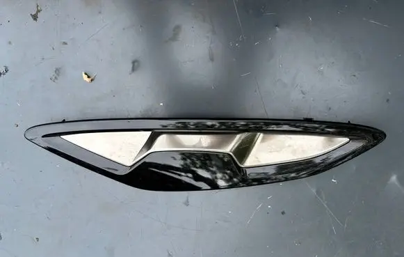 BMW 8 G15 Fender trim (molding) 7419019 7465213 192976
