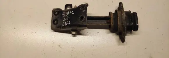 KIA Stonic Gearbox mounting bracket 