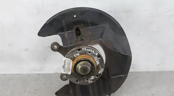 Front wheel hub